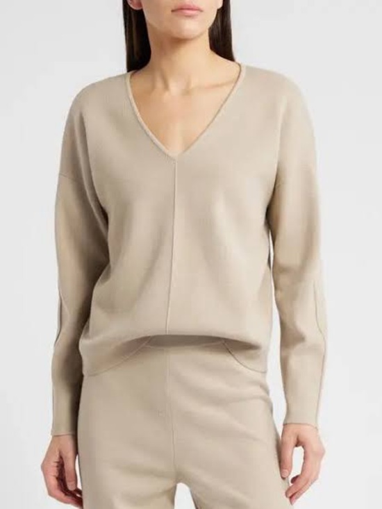 Rails Sweaters - RAILS Hollyn V-Neck Sweater in Heather Oatmeal S